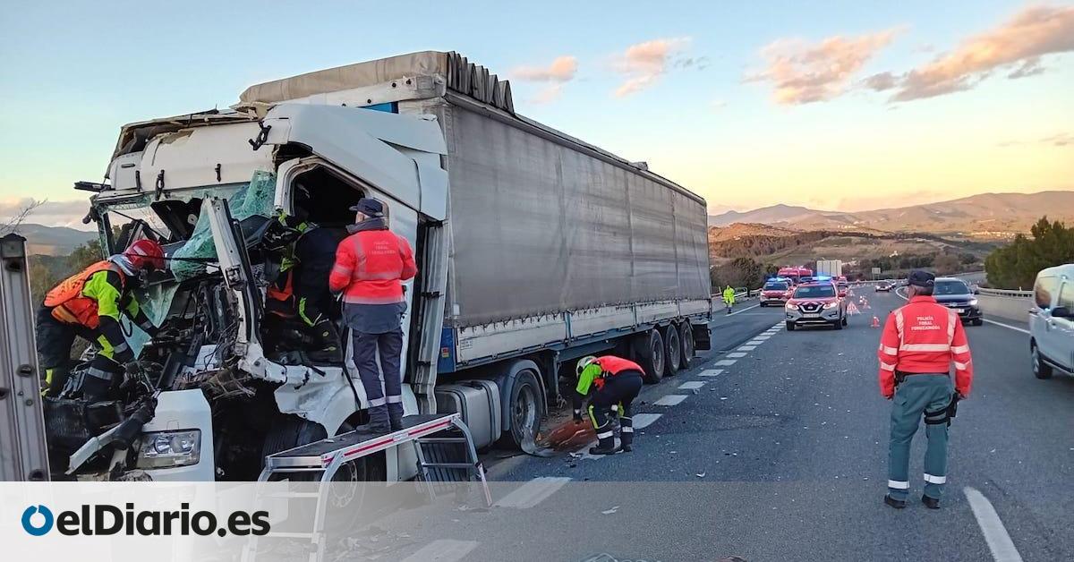 Herido Un Hombre De 40 Años De Nájera En Un Choque Entre Dos Camiones