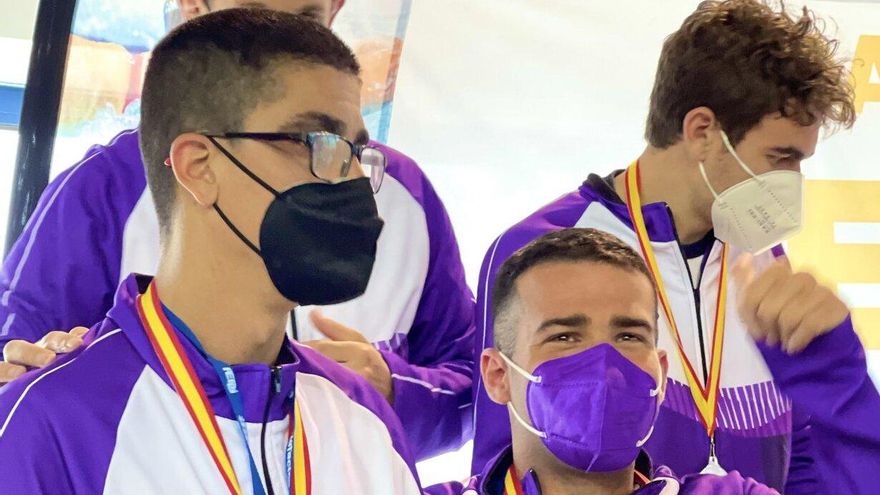 Una veintena de medallas para Canarias en el arranque del Campeonato de España de Natación FEDDI 2021