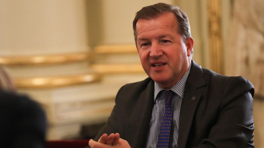 La caída de Serenellini: renuncia por “motivos personales” y una interna que lo empujó al abismo