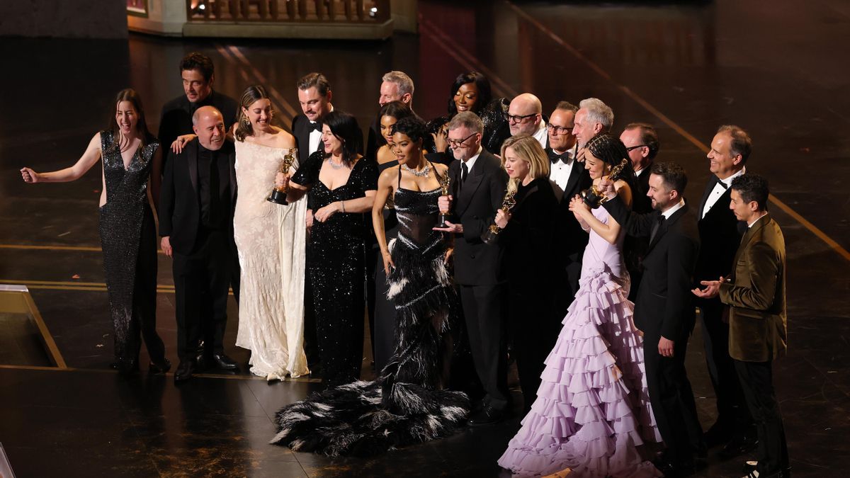 ‘Una batalla tras otra’ triunfa en unos Oscar que por fin se rinden a Paul Thomas Anderson