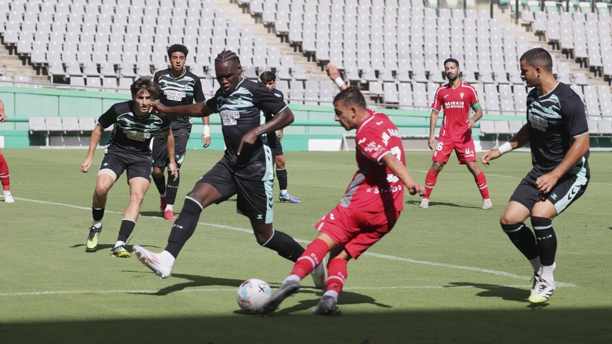 Las imágenes del Córdoba CF - Betis Deportivo de pretemporada