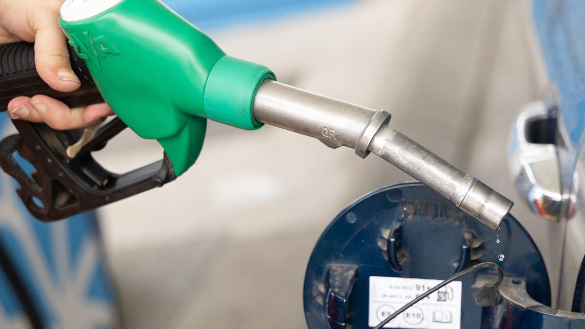 El petróleo y el precio de la gasolina en España caen por debajo del nivel previo a la guerra en Irán