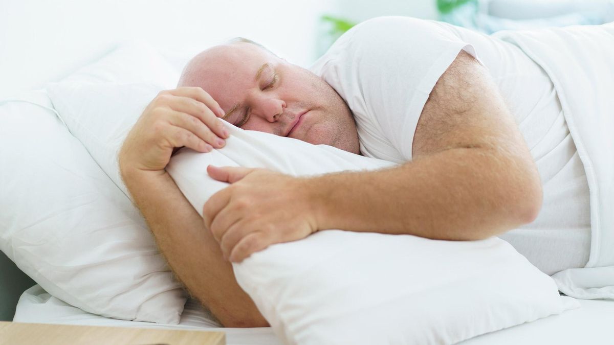 La ‘cara B’ de la obesidad: vivir sin descanso por la apnea del sueño