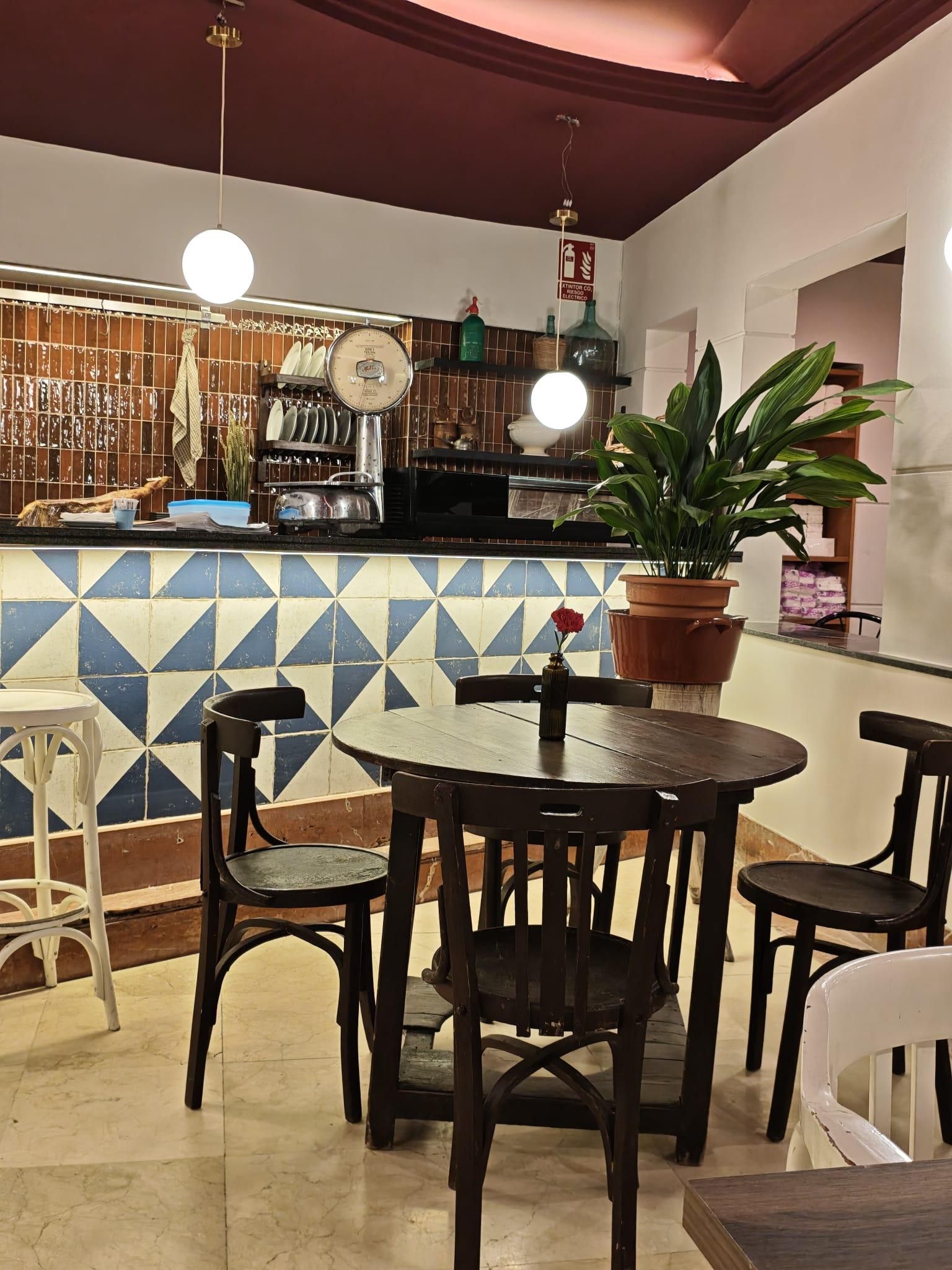 Mesón Santa Cruz en Toledo, regresa tras el cierra del bar Yogui's