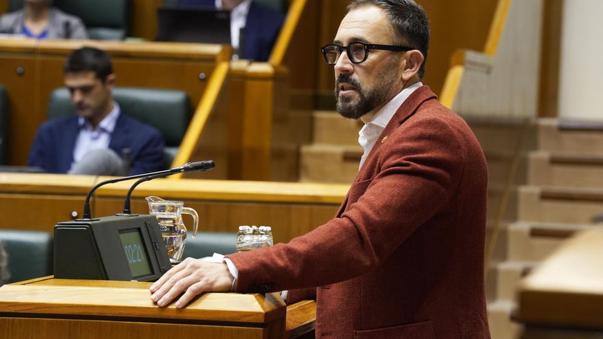 Los consejeros socialistas Itxaso y Hurtado apelan a los ayuntamientos para atajar los problemas de vivienda y pisos turísticos