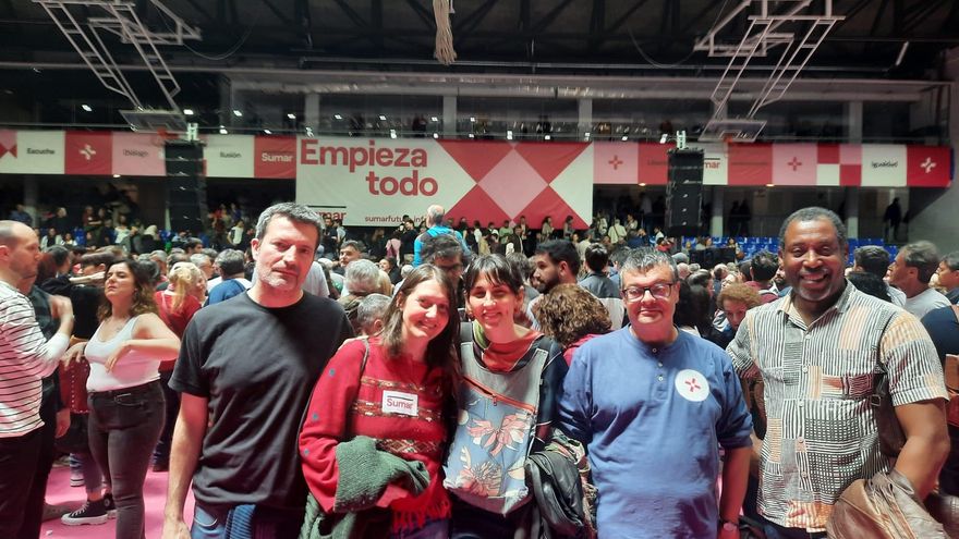 Algunos miembros de Mas País durante la presentación de Sumar en Madrid