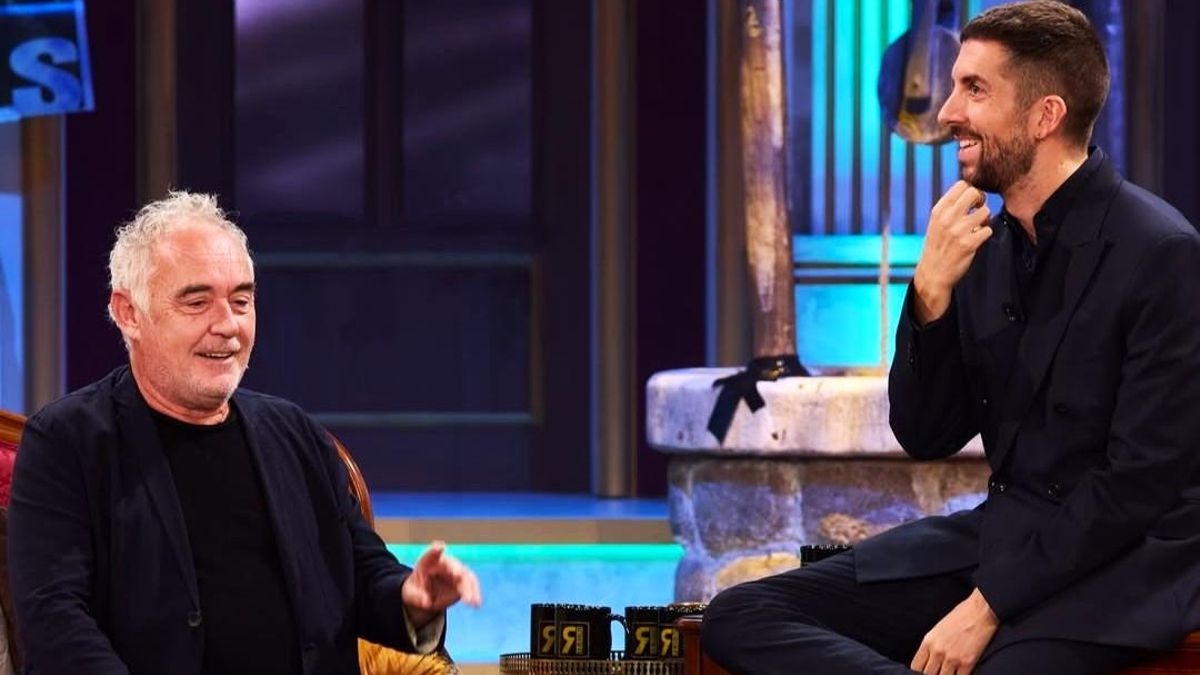 Broncano tira la toalla en 'La Revuelta' de RTVE con las preguntas clásicas a Ferran Adrià: "No es fácil esta entrevista"