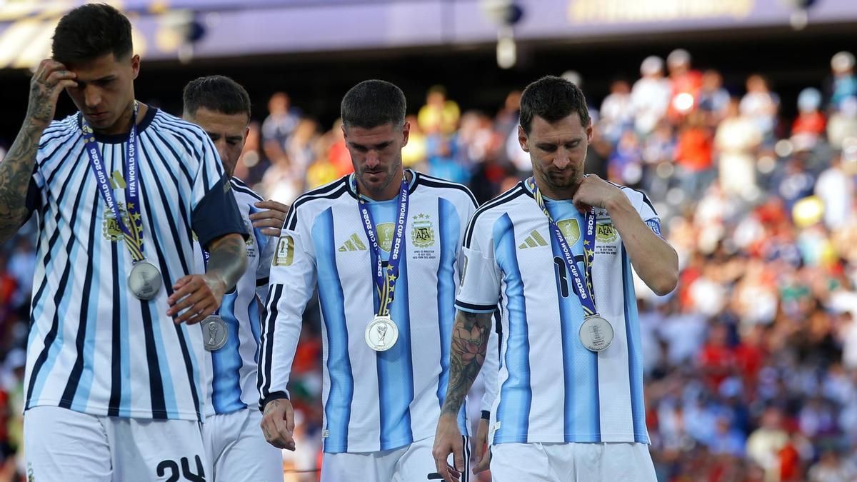 La Selección Argentina vuelve al país: Messi y otros futbolistas no viajan con la delegación
