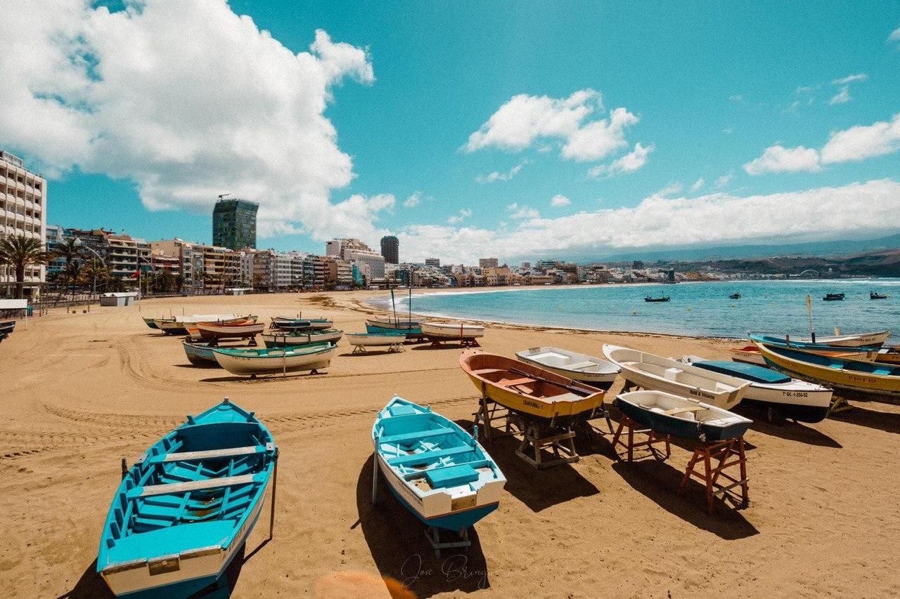 Las Canteras durante el estado de alarma. Foto de Jose Bringas