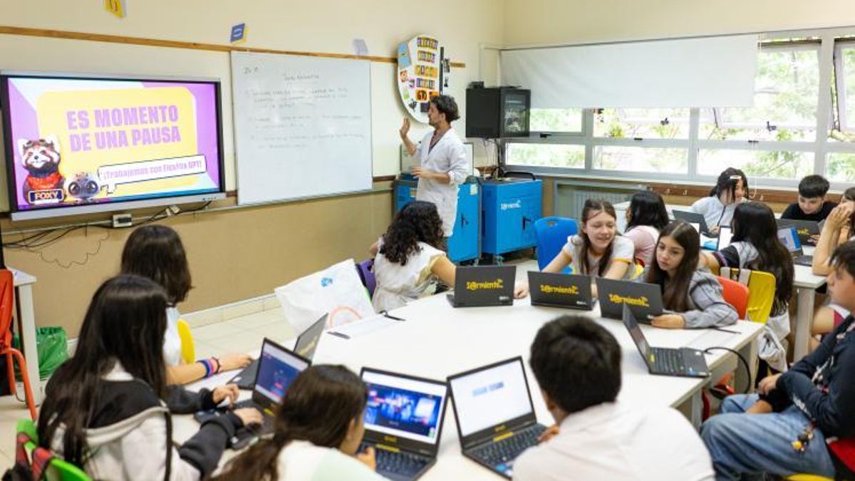 Dos de cada tres alumnos utiliza la IA en las escuelas.