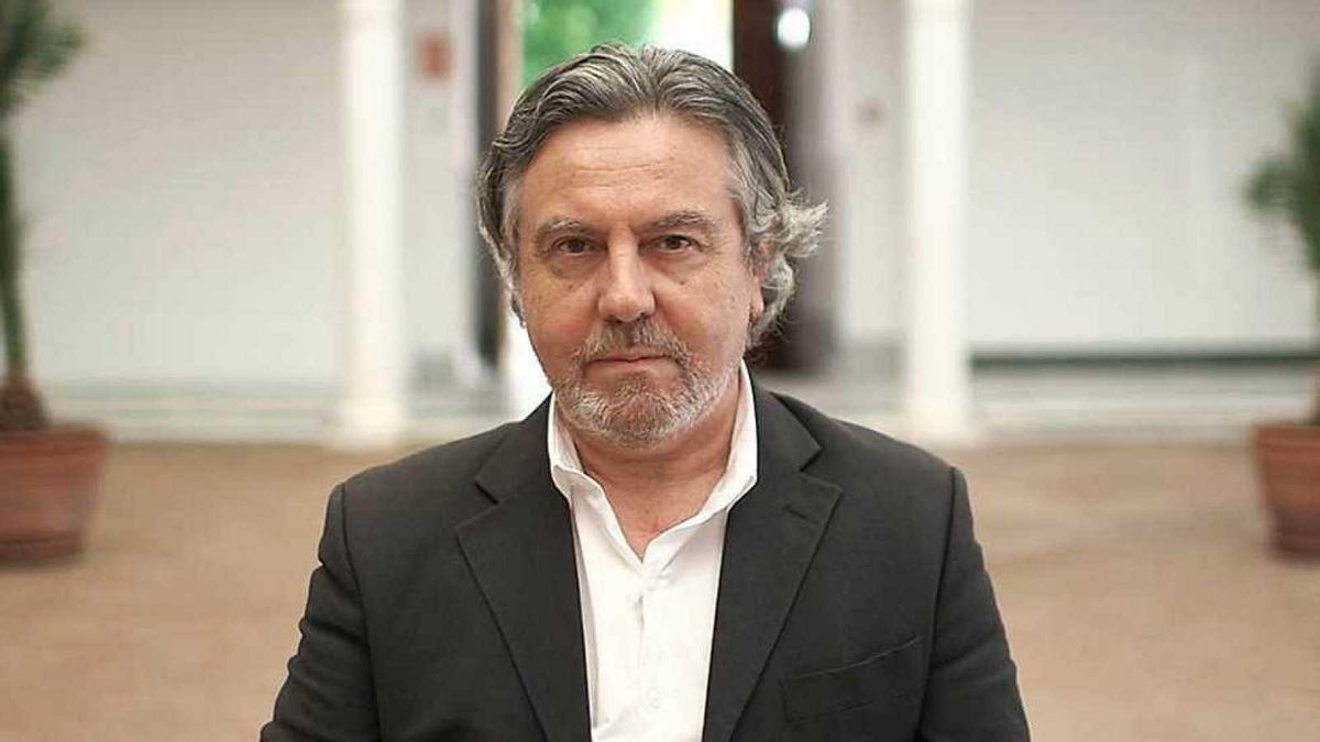 Benítez Reyes, escritor: "La interpretación de la vida de los demás está mediatizada siempre por nuestra visión de las cosas"