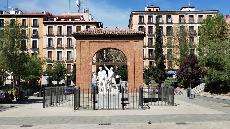 Almeida propone reformar de nuevo la plaza del Dos de Mayo, cuatro años después de sus últimas obras