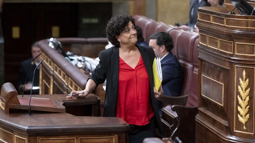 La diputada de ERC en el Congreso, Pilar Vallugera, en una sesión plenaria