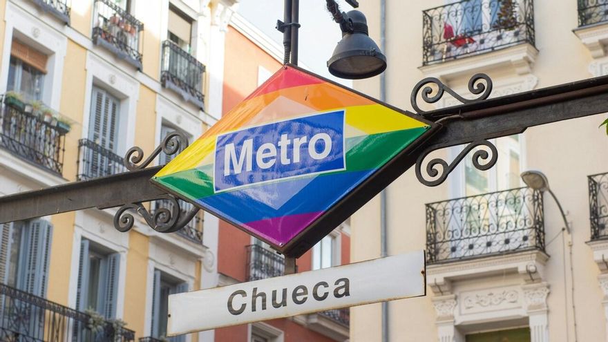 Los tips para saber si estás paseando por Malasaña o Chueca: la gran calle que divide estos dos barrios