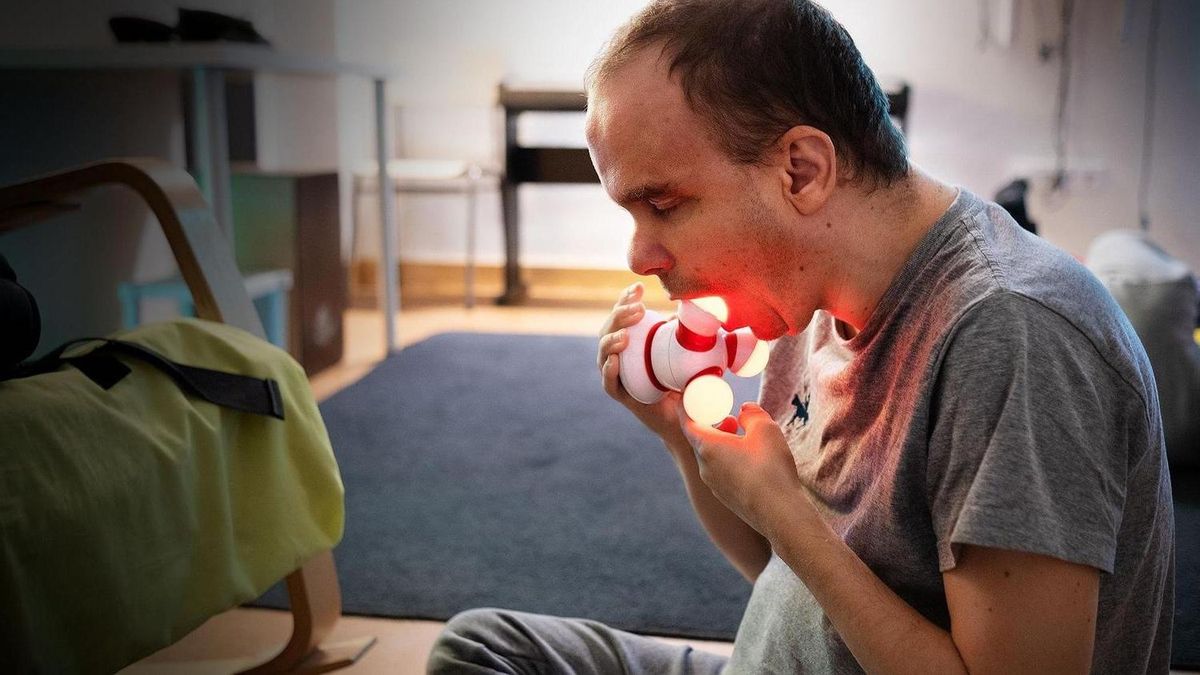 En el corazón del único centro para sordociegos de España, donde lo cotidiano se hace extraordinario