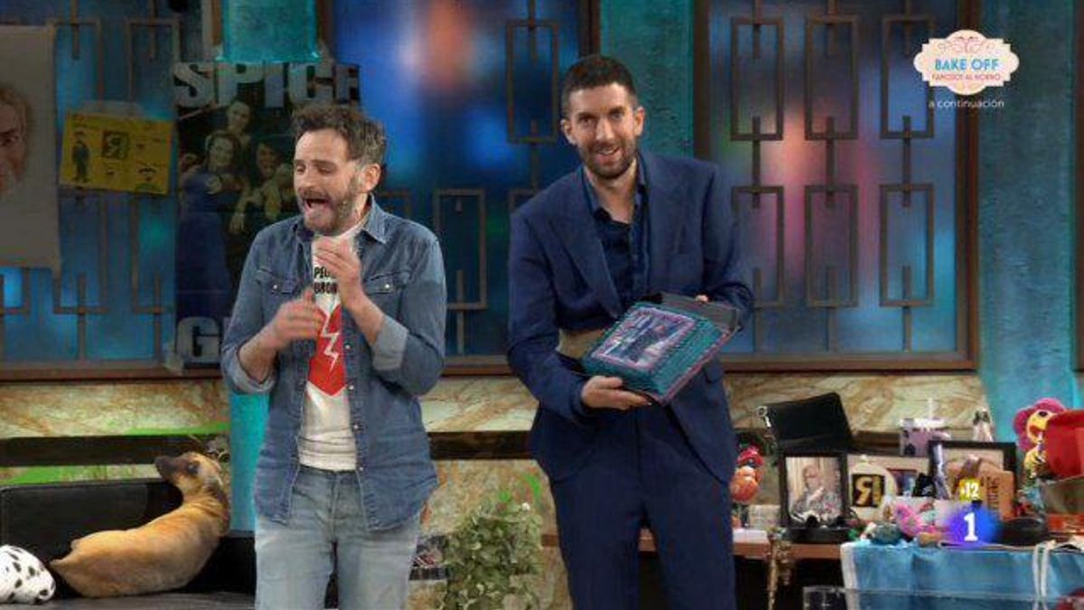 Fernando Tejero y Broncano aclararon sus diferencias con tarta sorpresa: "¡Eres tú con Pablo Motos!"