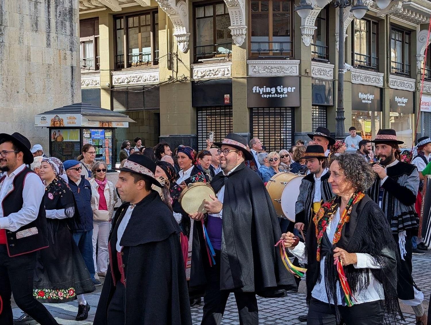 Pendones y Carros Engalanados en las Cantaderas 2026 de San Froilán
