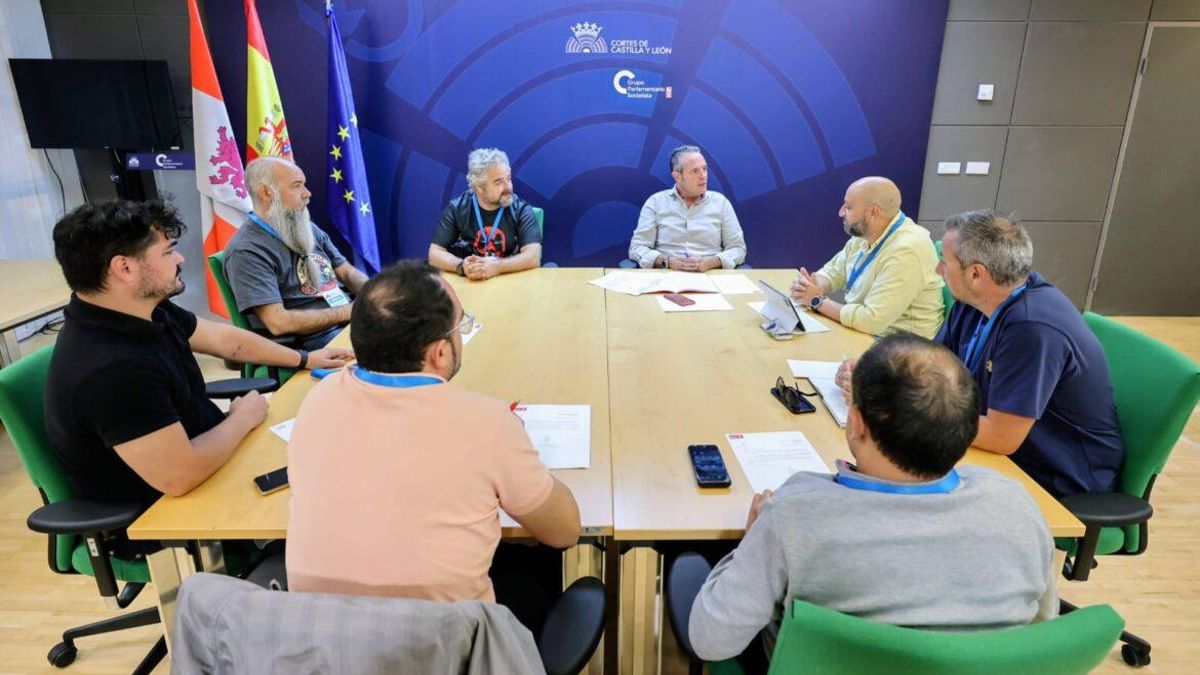 Reunión del PSOE con trabajadores de RTVCyL