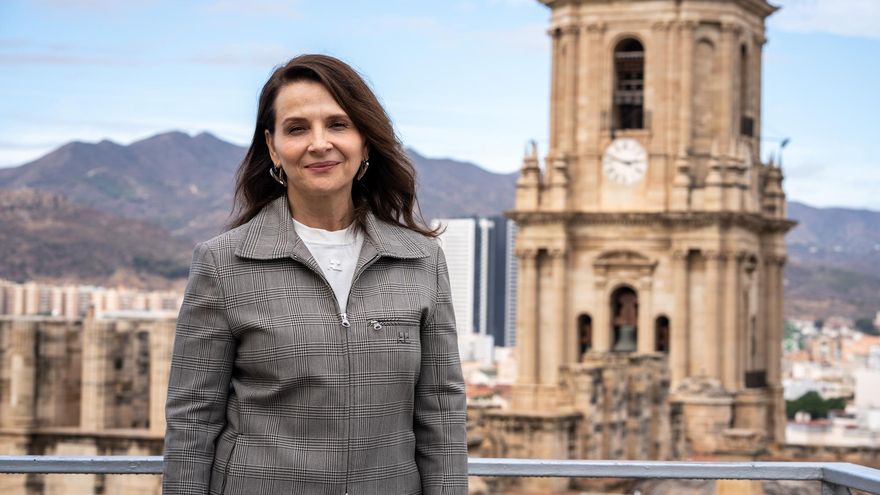 Juliette Binoche: "En 'Parque Jurásico' lo importante eran los dinosaurios; en 'Azul', las personas. Y yo elegí las personas"