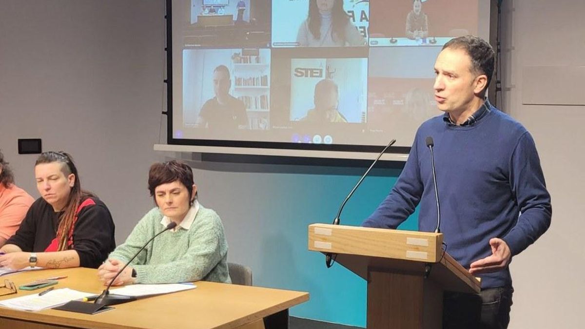 Sindicatos nacionalistas vascos, gallegos, catalanes, valencianos y baleares se unen para que cada comunidad fije su propio SMI