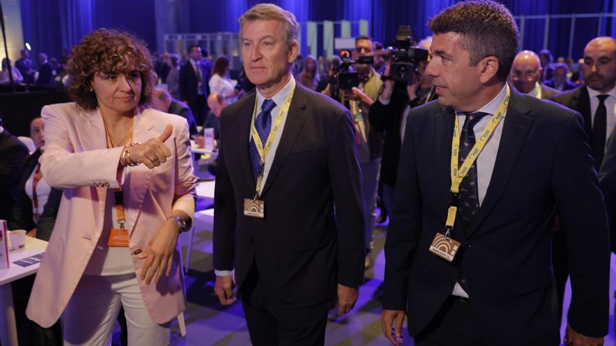 La cúpula del PP arropa a Mazón a su llegada al Congreso de los populares europeos