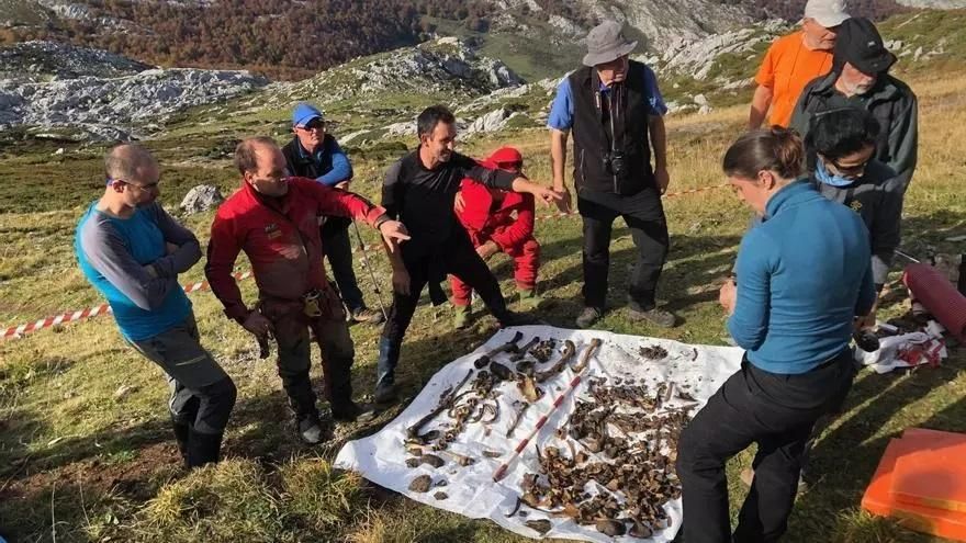 El PP paraliza los trabajos de exhumación de fosas de la Guerra Civil en Cantabria pese al anuncio de que los mantendrían