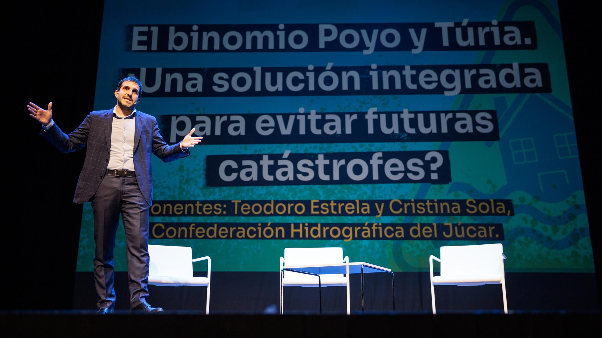 La jornada 'Inundaciones intensas y cambio climático en un contexto metropolitano. Los casos del Túria, el Poyo y el Carraixet', en imágenes