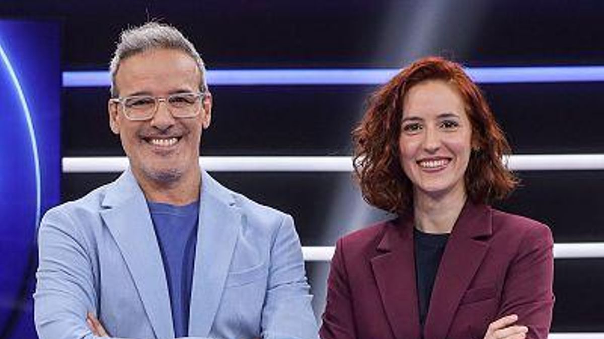 David Calle y Elena Herraiz son los experto de 'Cifras y letras'.