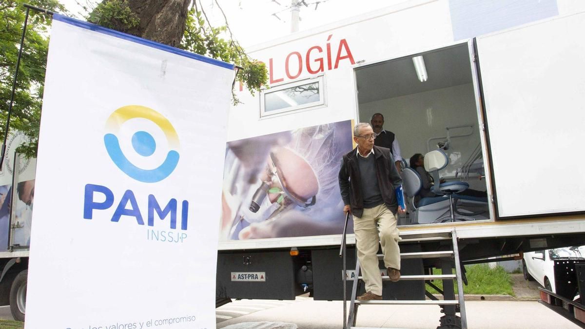 Pañales, licitaciones y negocios con sello libertario: el nuevo sistema del PAMI bajo sospecha