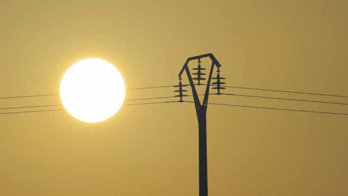 Imagen de archivo del cielo de Fuerteventura en un día de altas temperaturas.