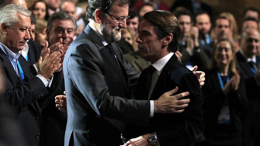 Aznar y Rajoy en una conferencia política del PP