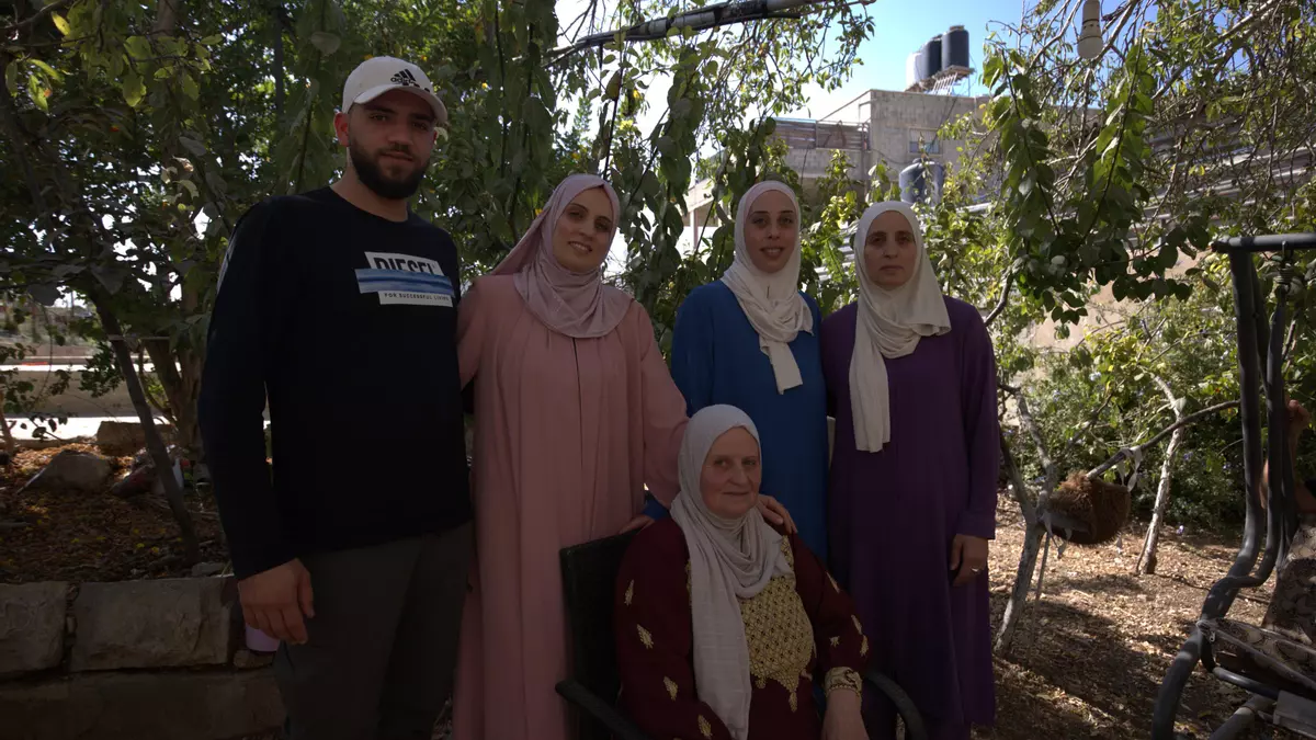 L’attesa in Cisgiordania per il rilascio dei prigionieri palestinesi da parte di Israele: “Sono un esempio per i nostri figli” L’attesa in Cisgiordania per il rilascio dei prigionieri palestinesi da parte di Israele: “Sono un esempio per i nostri figli”