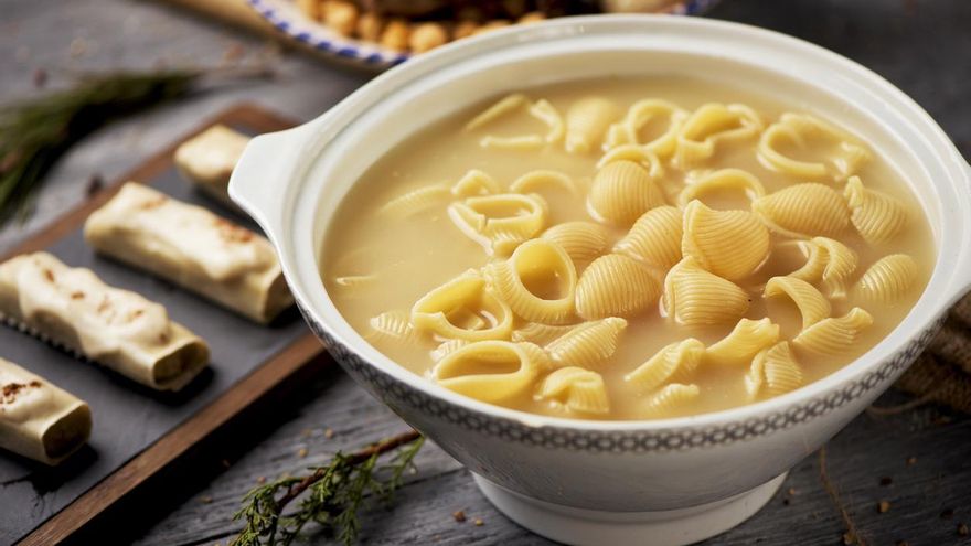 Esta es la receta de la sopa de galets tradicional catalana