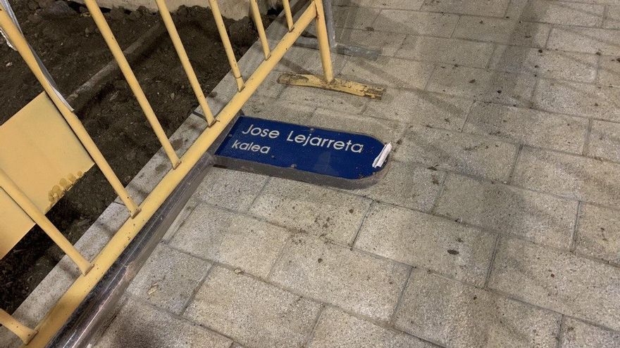 El pleno de Vitoria aprueba una moción no vinculante para retirar calles franquistas pero un grupo de expertos decidirá