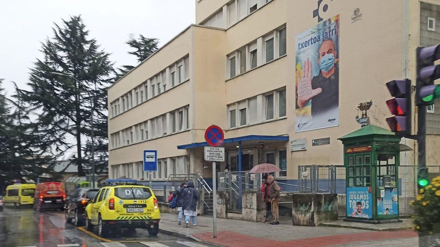 Piden hasta 17 años de cárcel para una enfermera de Bizkaia por fingir que vacunaba a niños