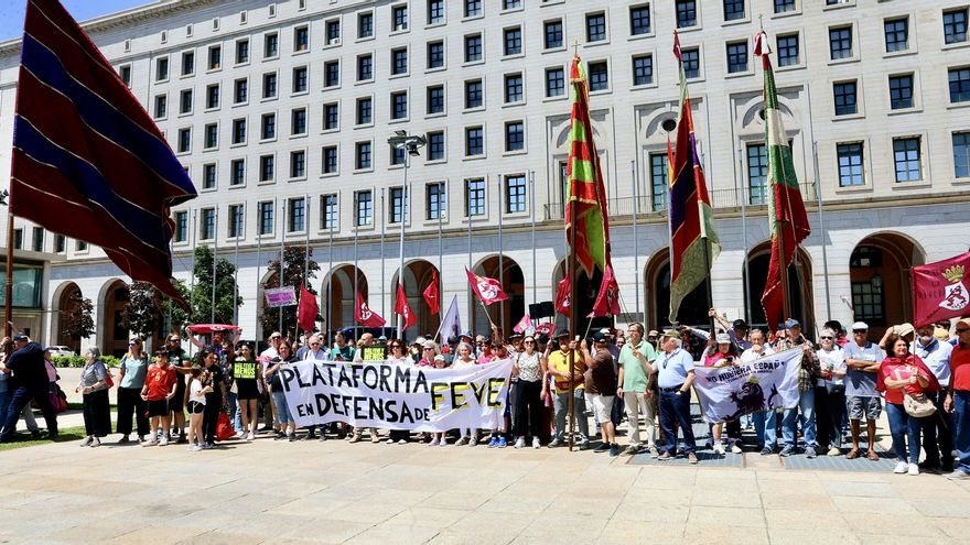 Sábado de protesta en León por una solución digna a los trenes de Feve