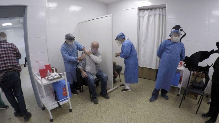 Avanza la vacunación en la población para intentar frenar la segunda ola de coronavirus