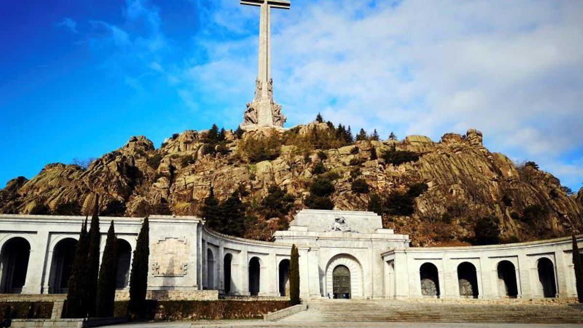 La justicia rechaza apartar al juez que suspendió las obras para exhumar a Franco del Valle de los Caídos