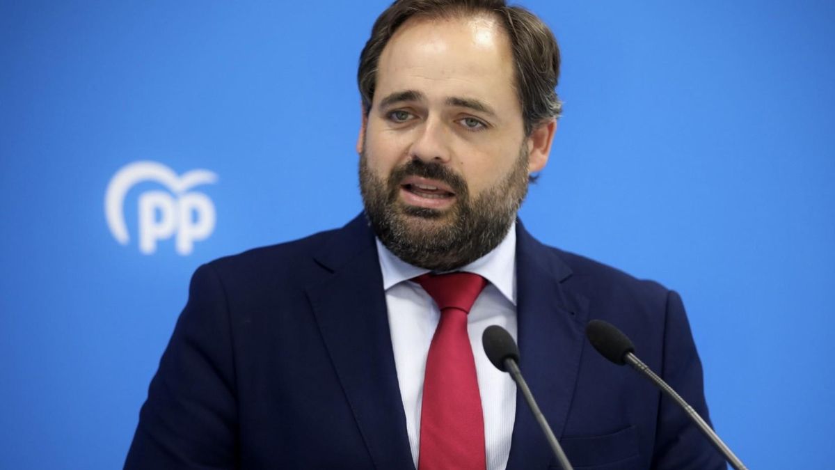 El presidente del PP, Paco Núñez, en rueda de prensa.