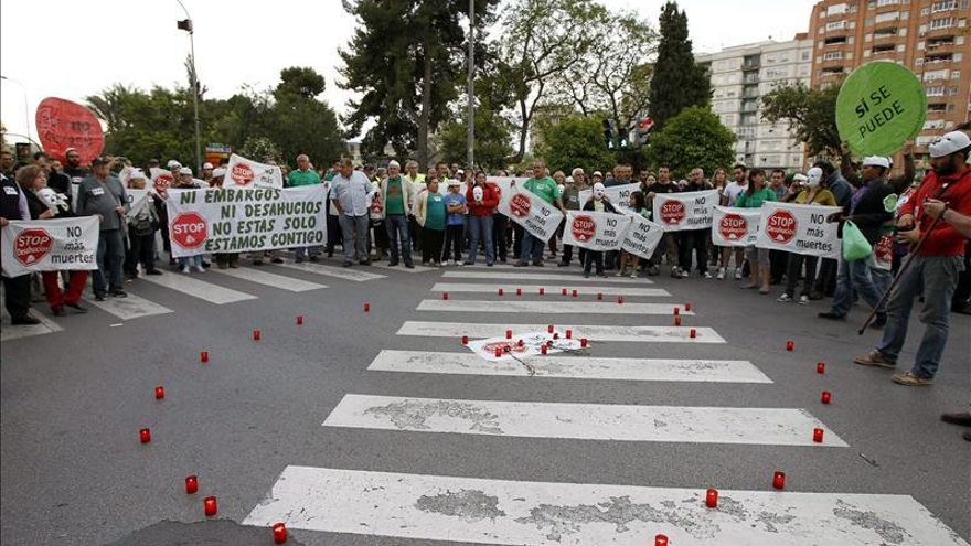 La banca pagará la deuda con las comunidades de vecinos en casos de desahucio