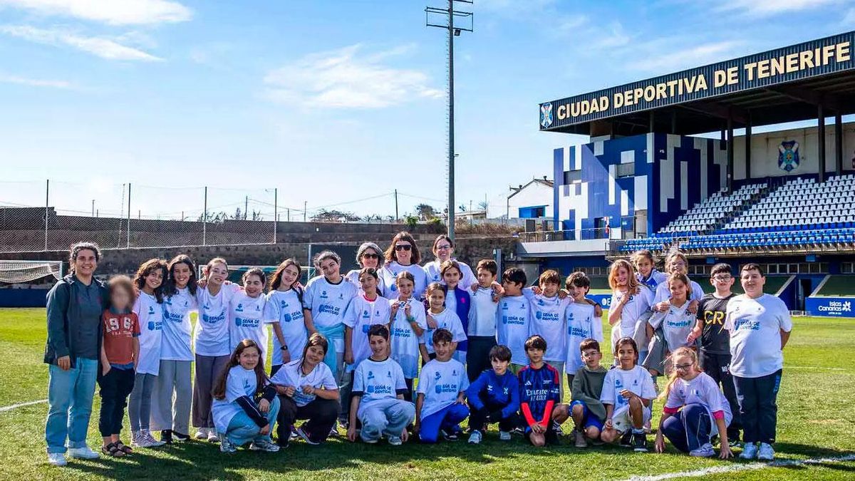 El CEIP Aguamansa participa en la décima jornada de ‘CD Tenerife: Seña de identidad’