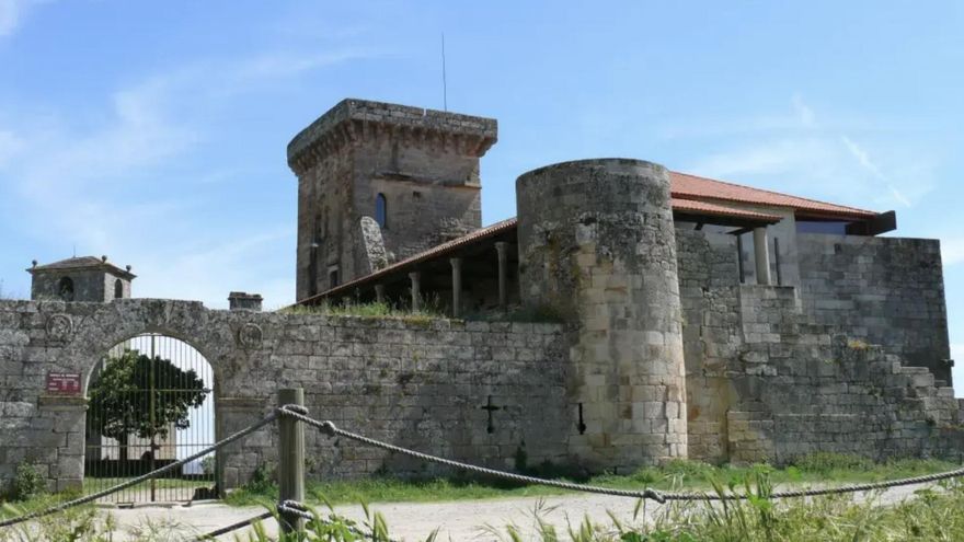 El primer libro incunable de Galicia fue impreso en el interior de este castillo, una fortaleza que es considerada una acrópolis