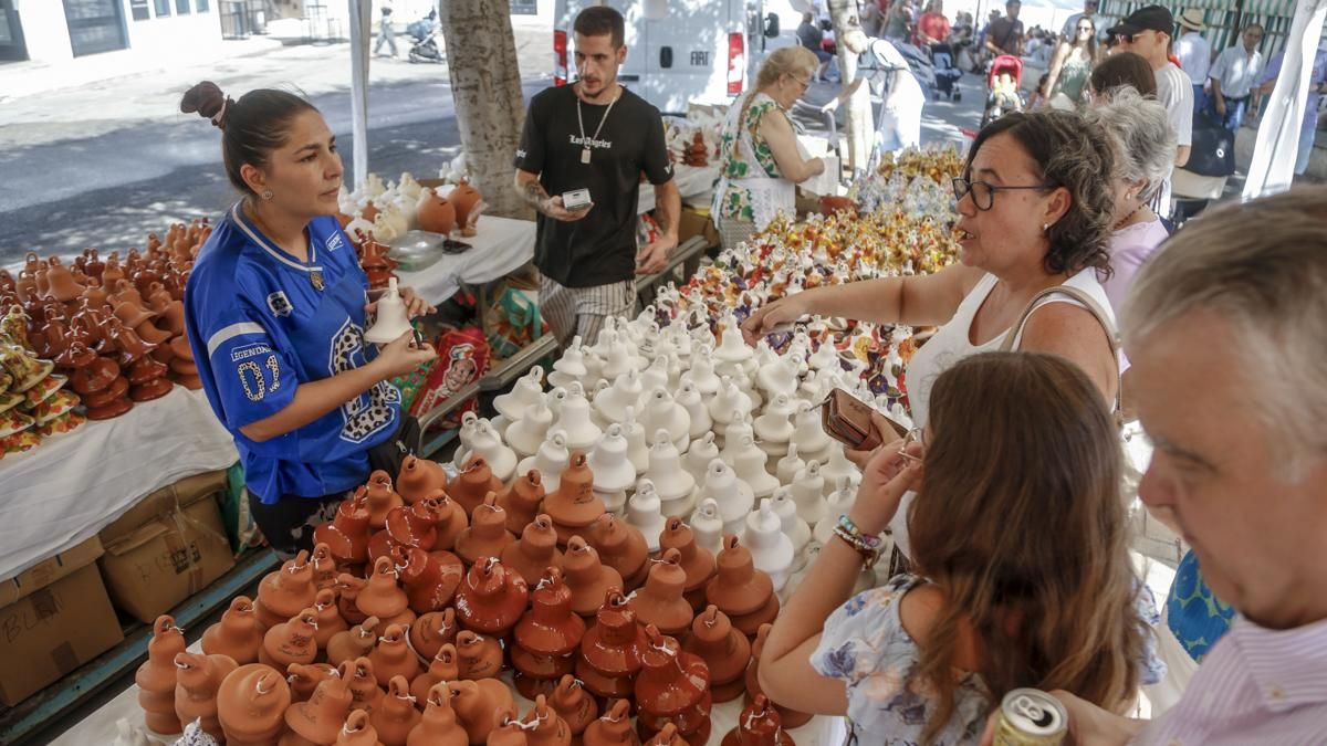 Salmorejá y ambiente en la Velá el día de la Fuensanta