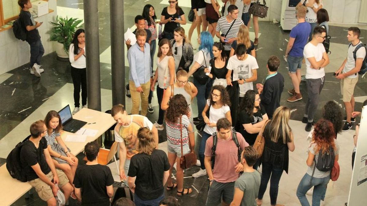 Cómo preinscribirse en las universidades públicas de Castilla y León: fechas, plazos y requisitos