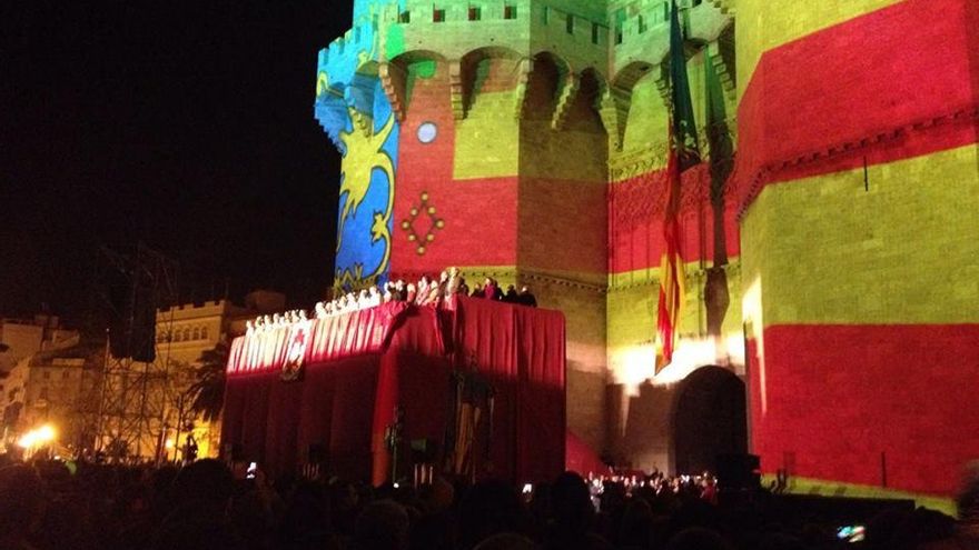 Unas Fallas marcadas por la DANA: València inicia sus fiestas con una mascletà, la Crida y con manifestaciones a la vista