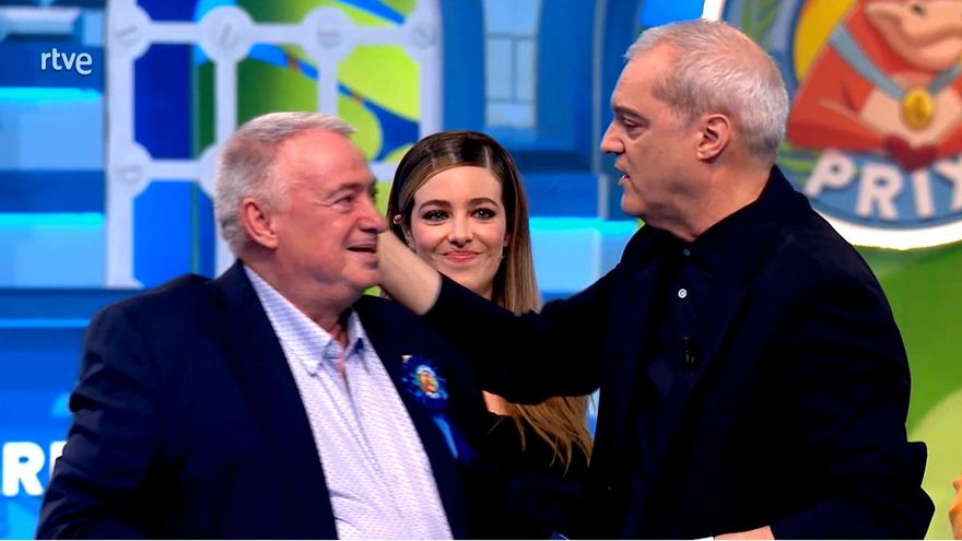 La emoción de Ramón García en el 'Grand Prix' por el llanto del alcalde perdedor de la noche: "Me toca el corazón"