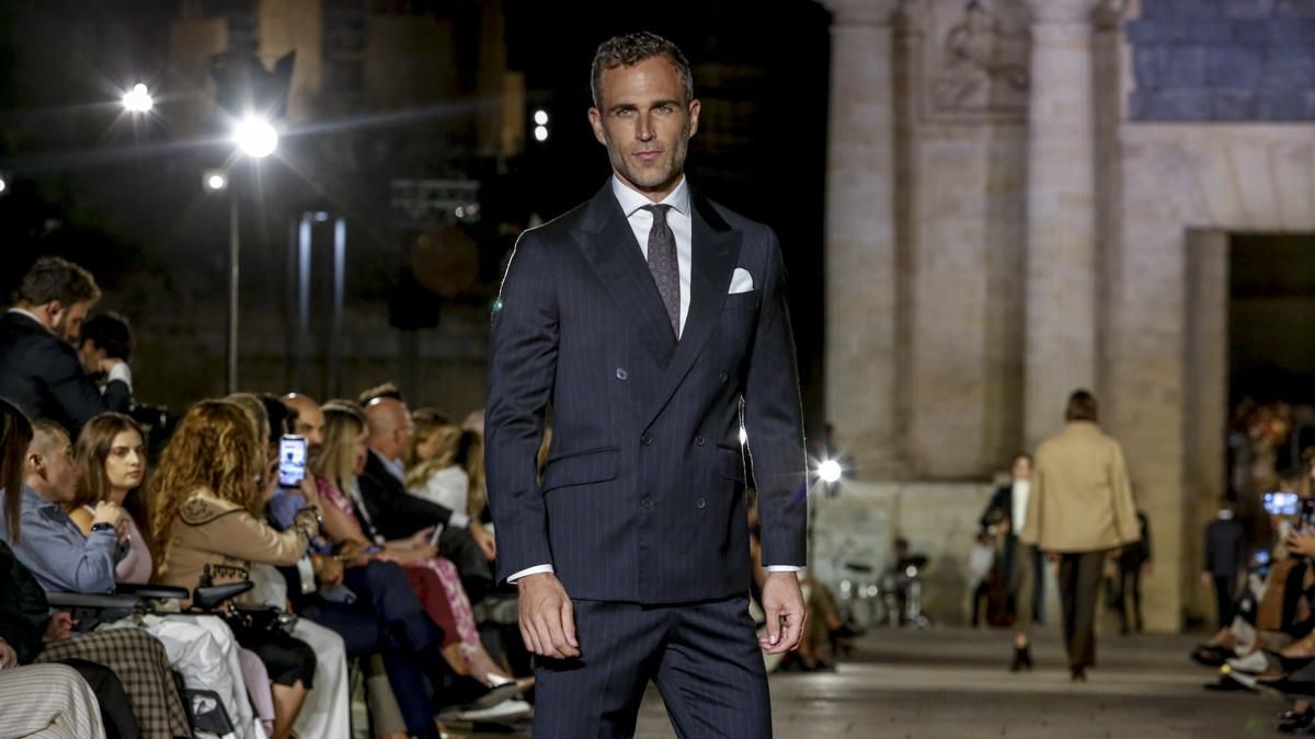 Desfile de Silbon en el Puente Romano