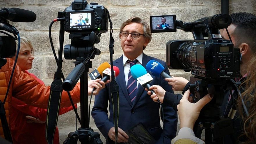 Linares prohíbe unos dibujos del "drama palestino" en un espacio municipal por ser "un conflicto entre dos países"