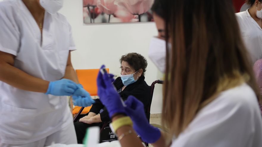 Extremadura supera las 2.000 muertes por COVID desde el inicio de la pandemia