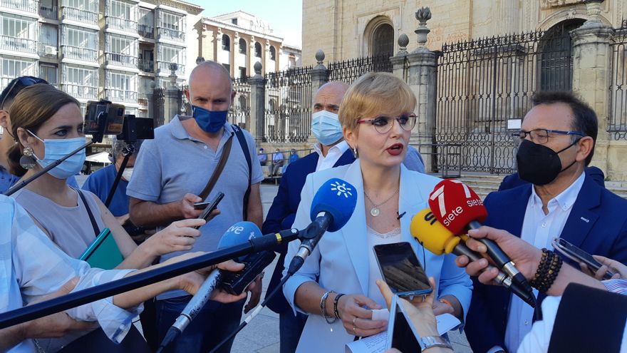 Los tres concejales de Cs en Jaén se resisten a dejar el acta a pesar de la amenaza de expulsión de su partido